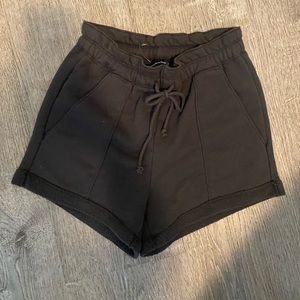 Abercrombie knit paper bag shorts